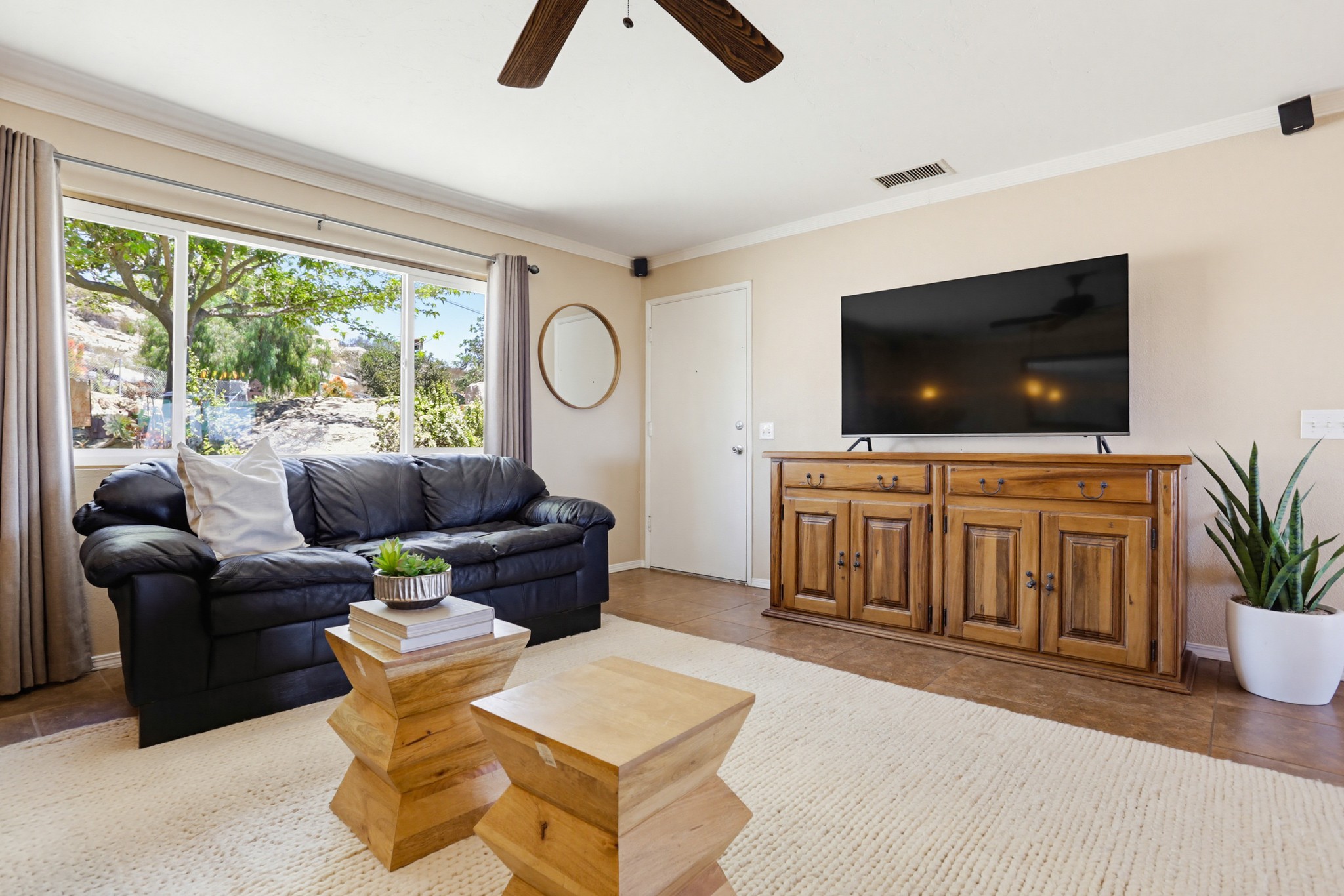Virtual tour photo 9 of 40 for 28185 Valley Center Rd