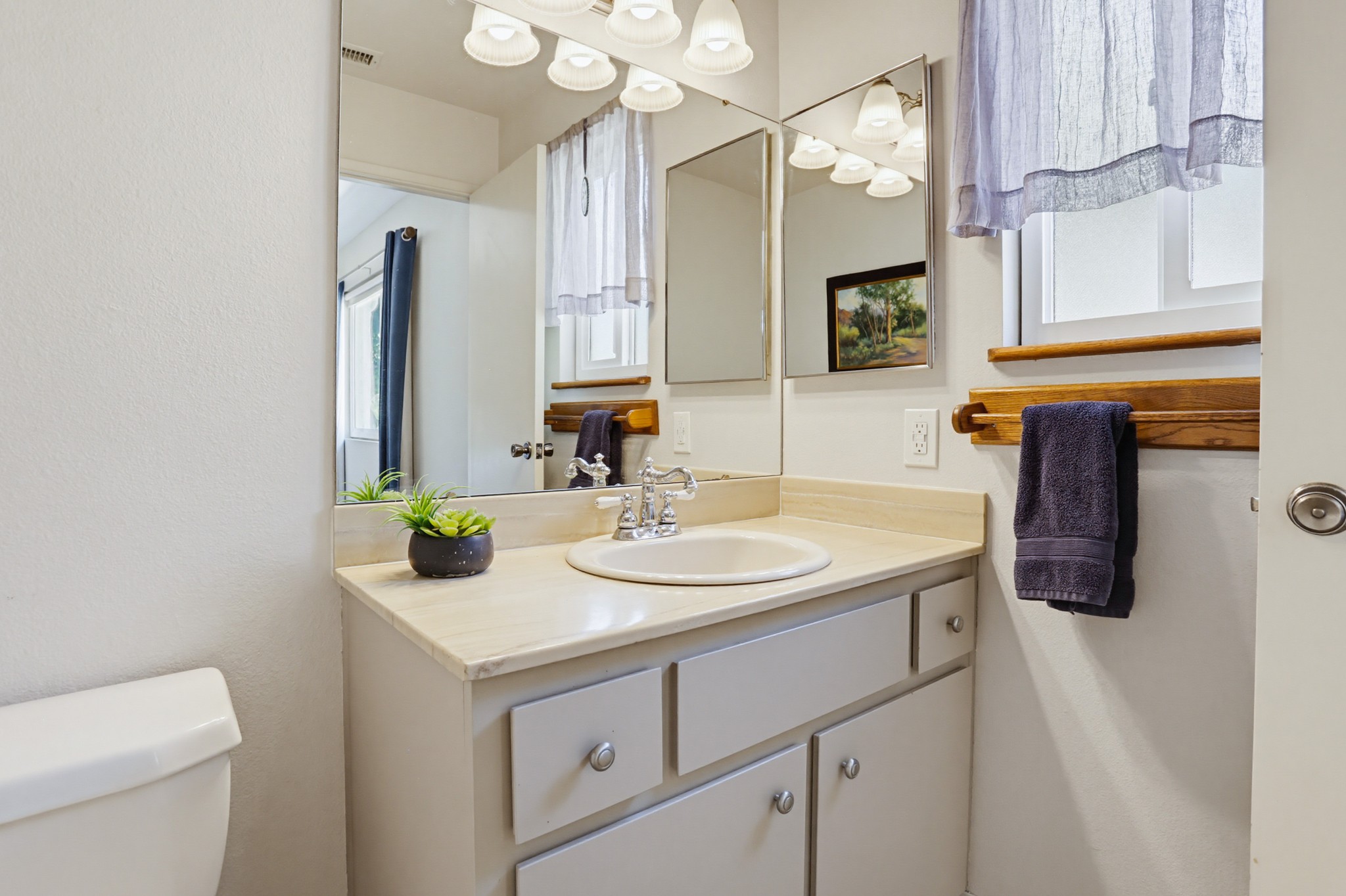 Virtual tour photo 20 of 40 for 28185 Valley Center Rd