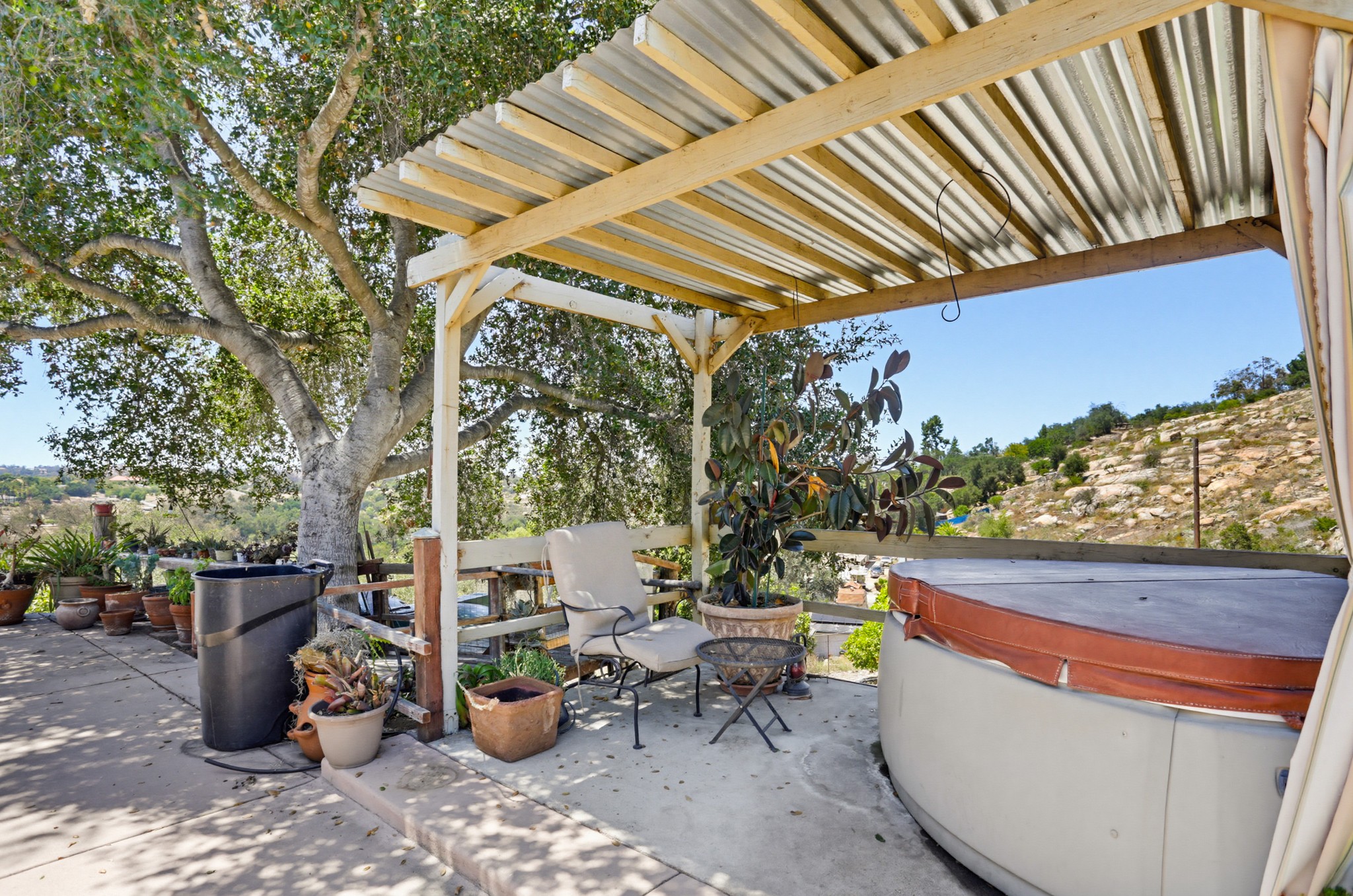 Virtual tour photo 36 of 40 for 28185 Valley Center Rd
