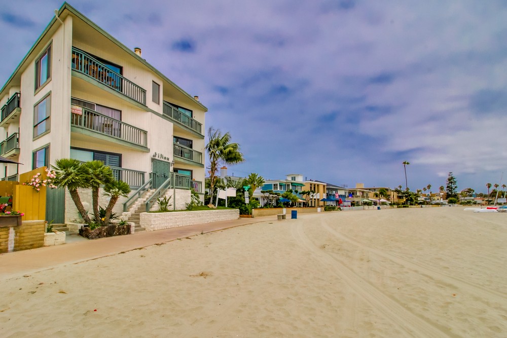 Virtual tour photo 4 of 47 for 2820 Bayside Walk #2