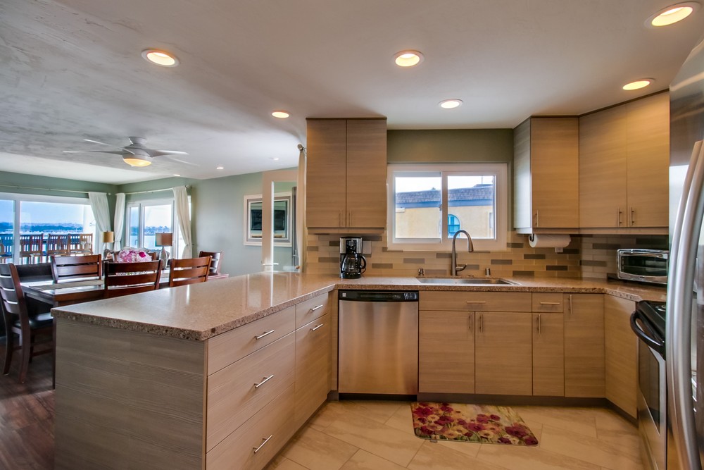 Virtual tour photo 17 of 47 for 2820 Bayside Walk #2