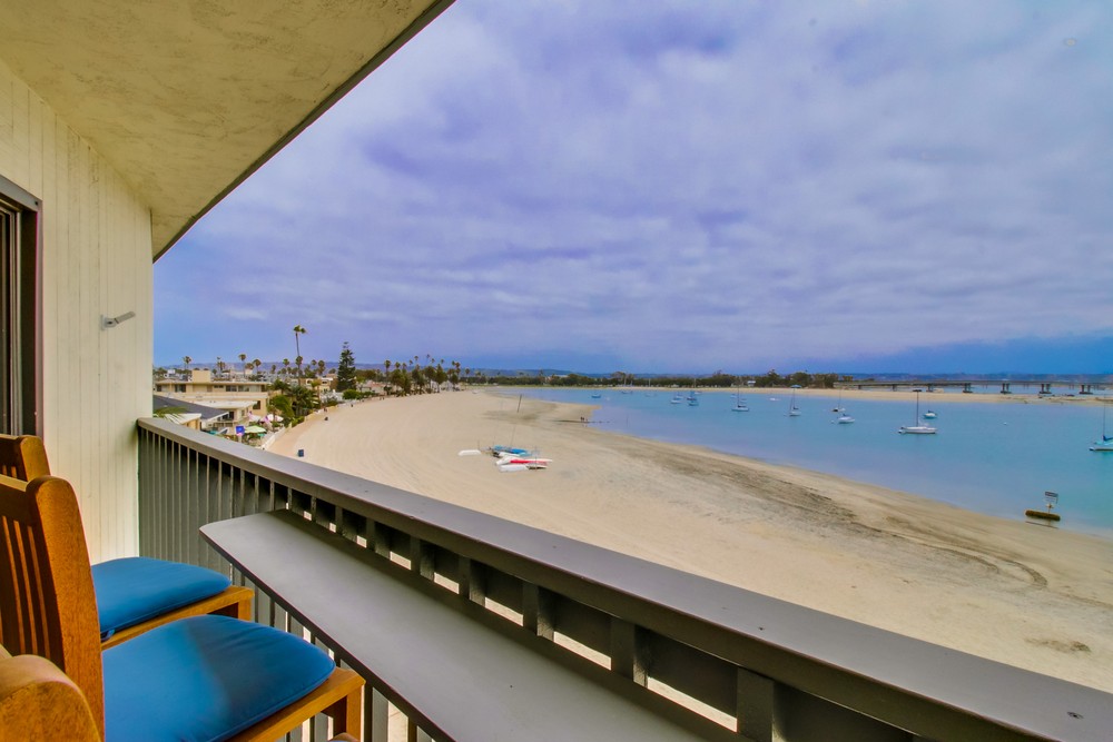 Virtual tour photo 34 of 47 for 2820 Bayside Walk #2