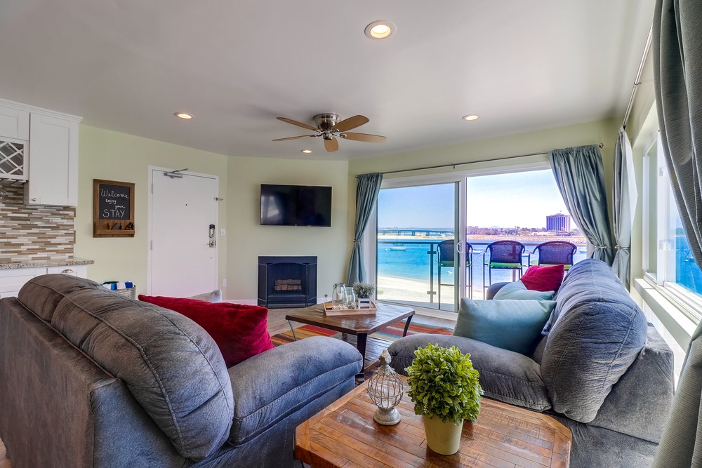 Virtual tour photo 7 of 42 for 2820 Bayside Walk #4