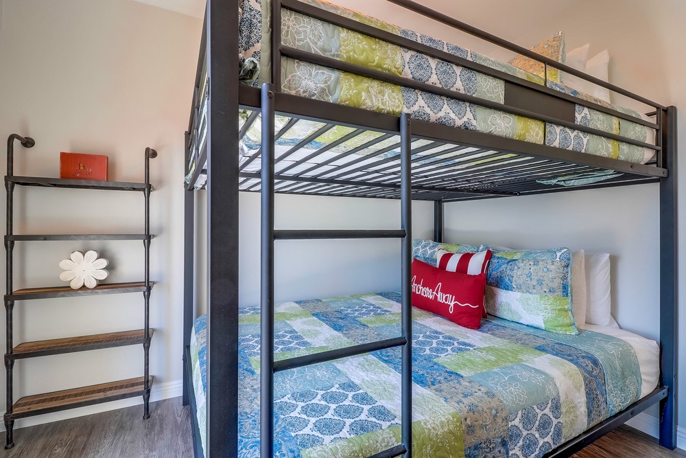 Virtual tour photo 33 of 42 for 2820 Bayside Walk #4