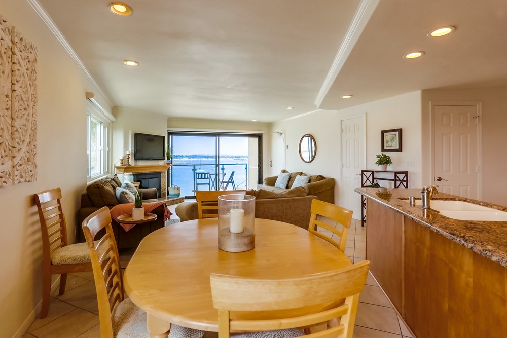 Virtual tour photo 13 of 39 for 2820 Bayside Walk