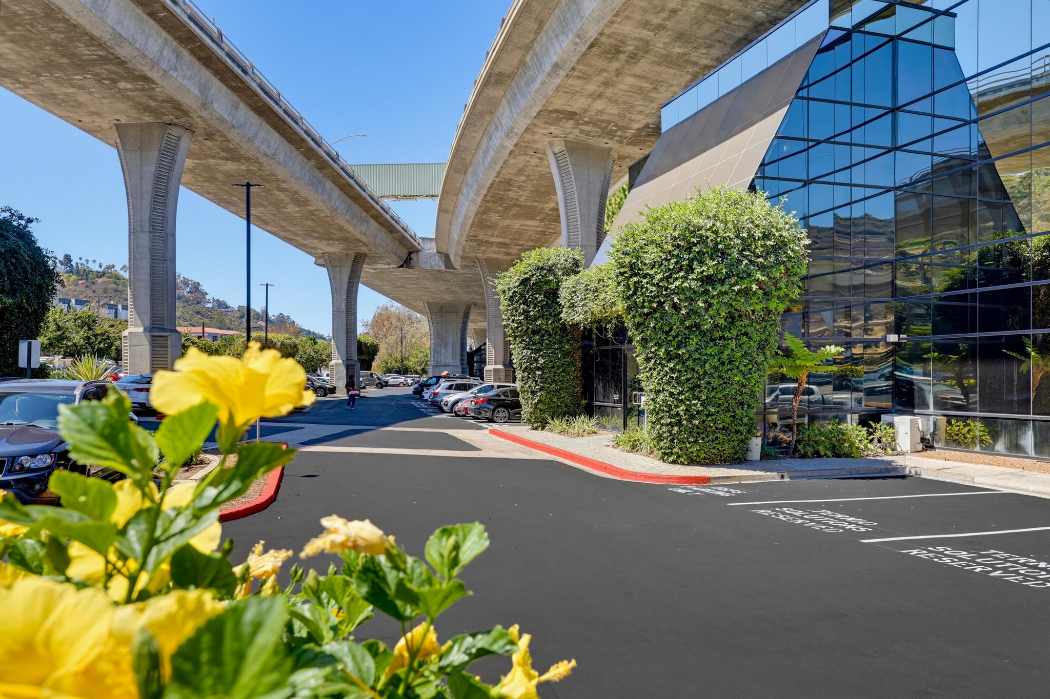 Virtual tour photo 4 of 45 for 2820 Camino del Rio S