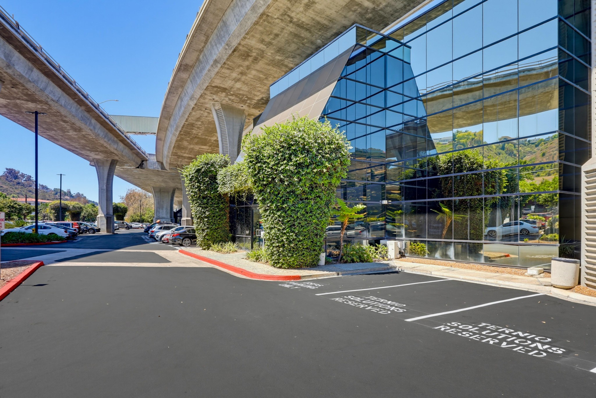 Virtual tour photo 6 of 45 for 2820 Camino del Rio S