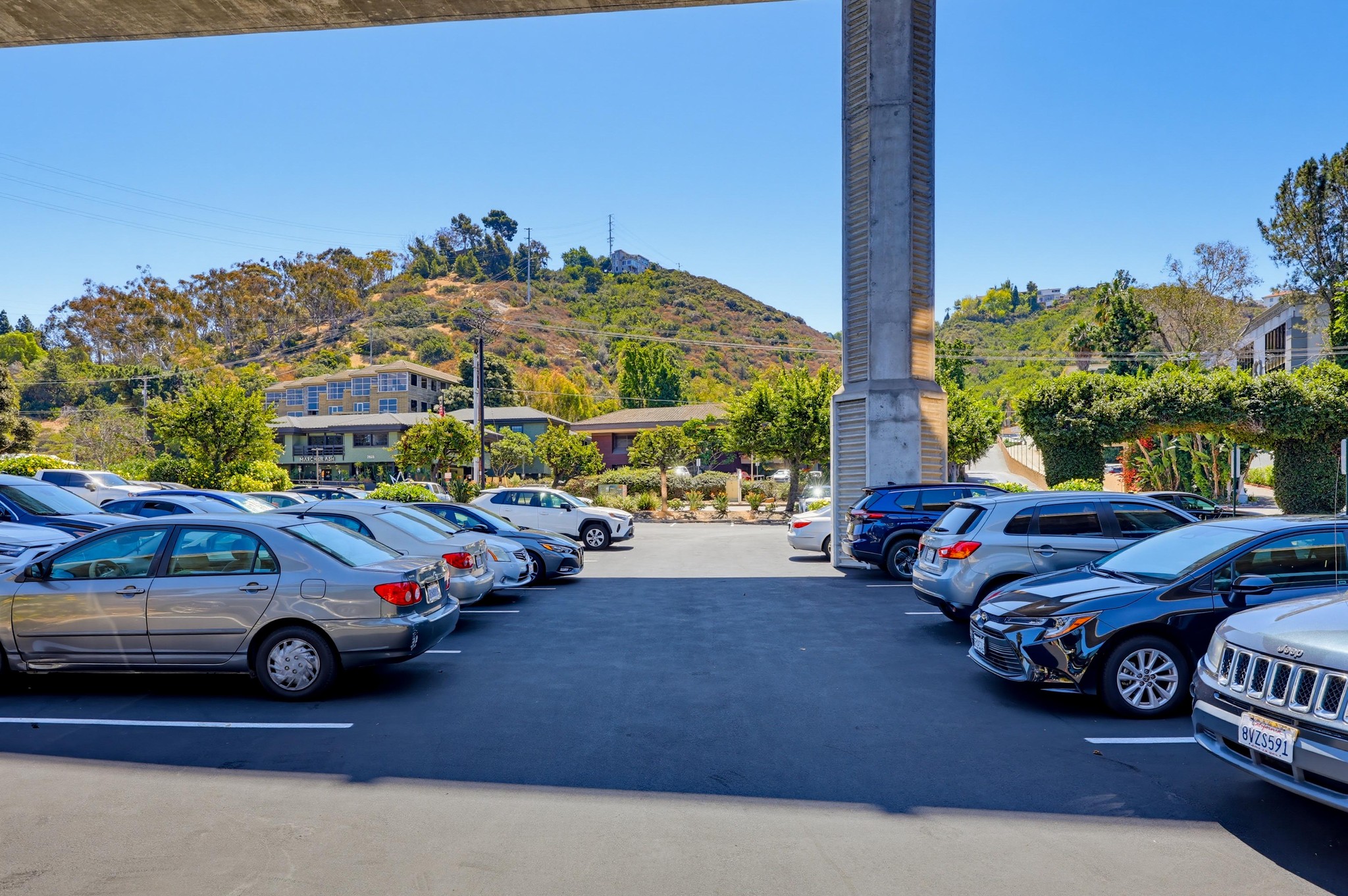 Virtual tour photo 7 of 45 for 2820 Camino del Rio S