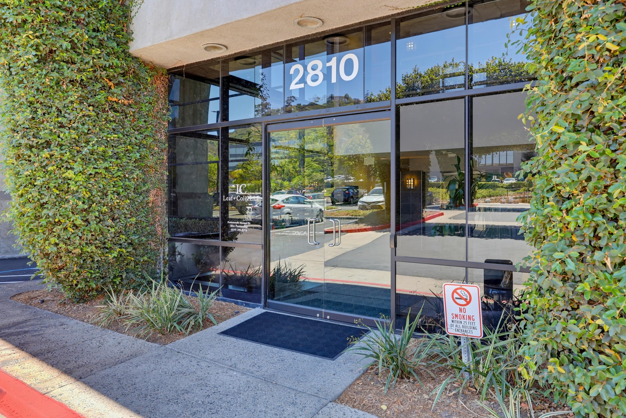 Virtual tour photo 13 of 45 for 2820 Camino del Rio S