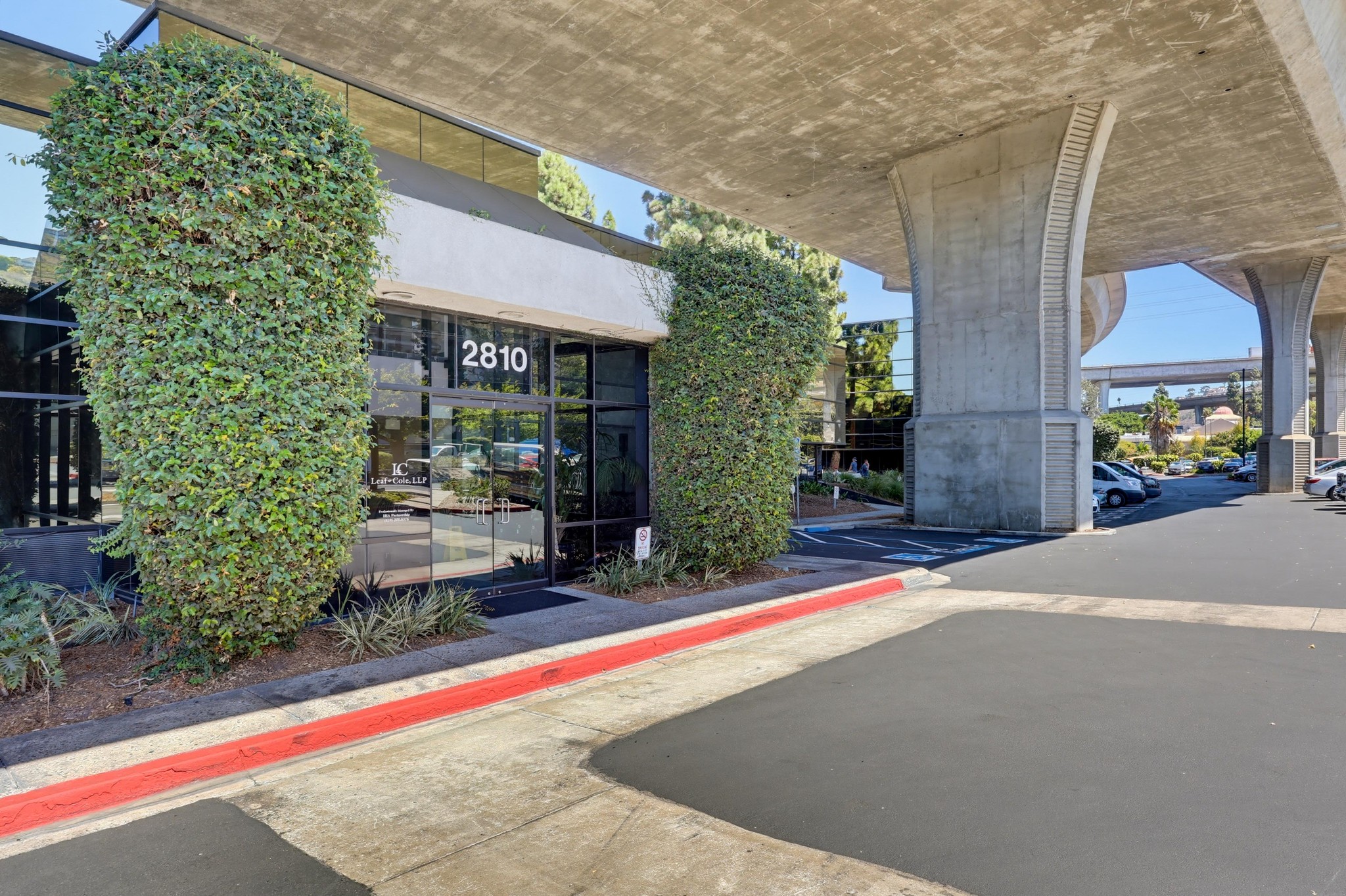 Virtual tour photo 20 of 45 for 2820 Camino del Rio S