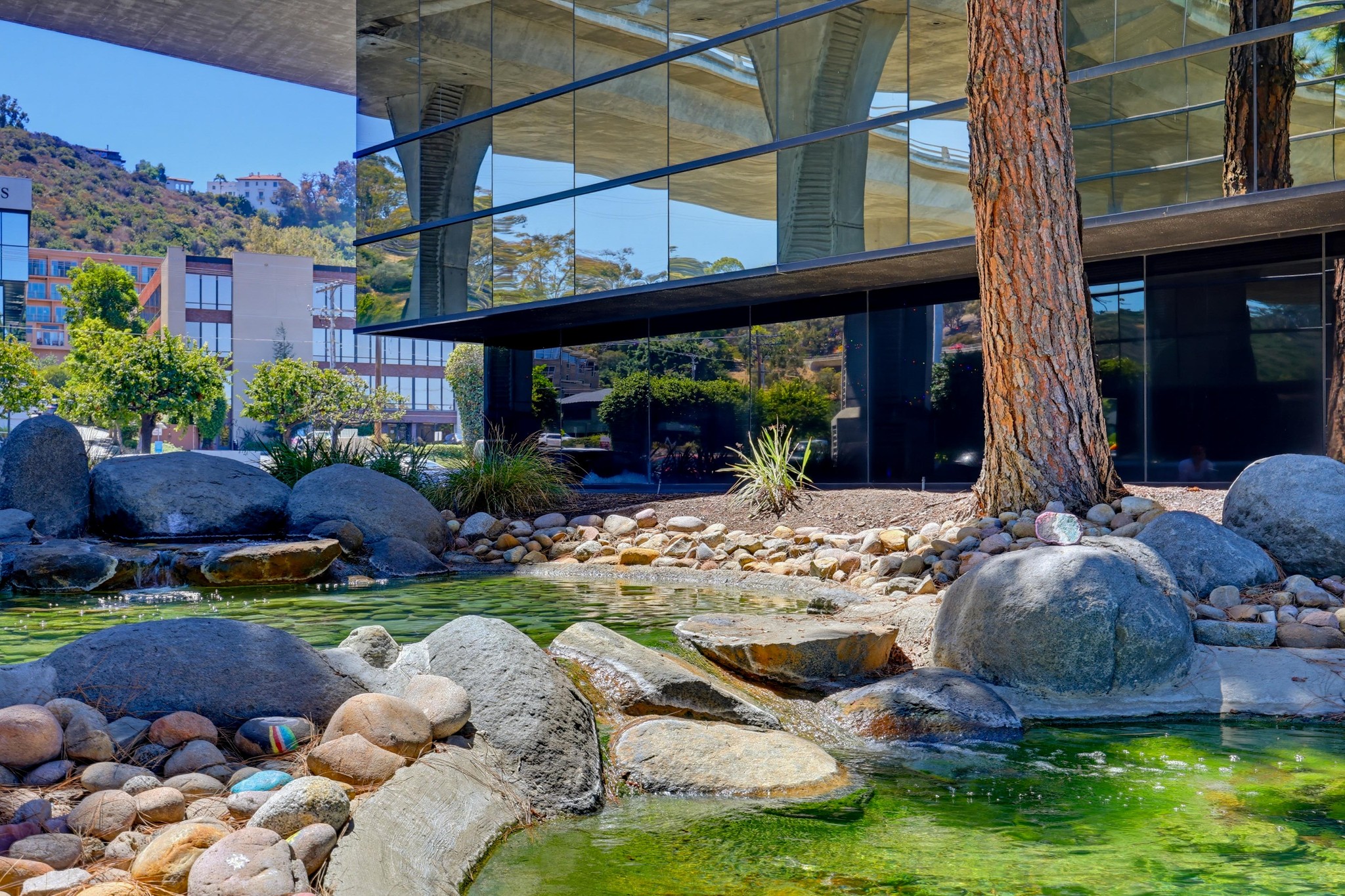 Virtual tour photo 24 of 45 for 2820 Camino del Rio S