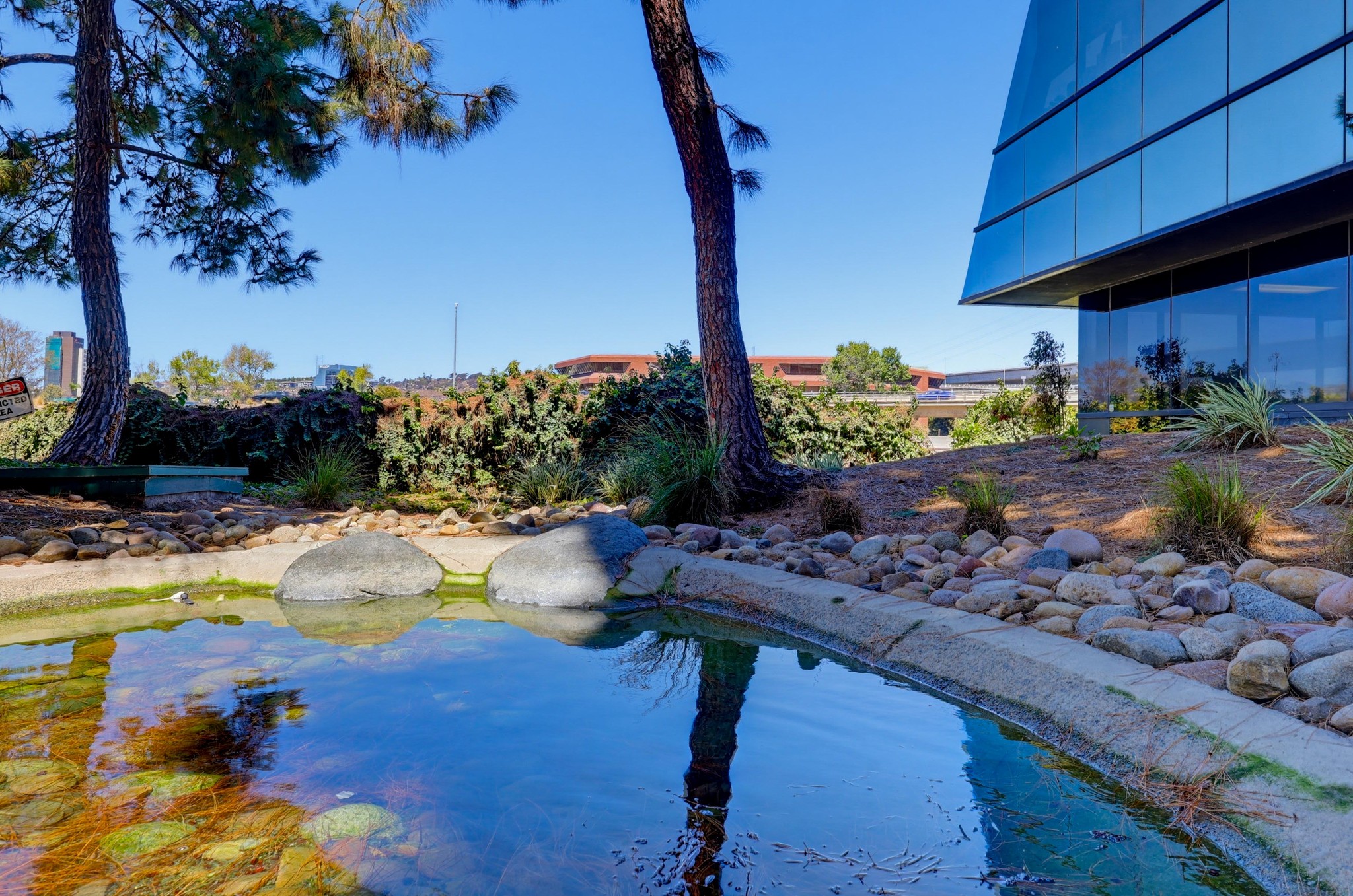 Virtual tour photo 26 of 45 for 2820 Camino del Rio S