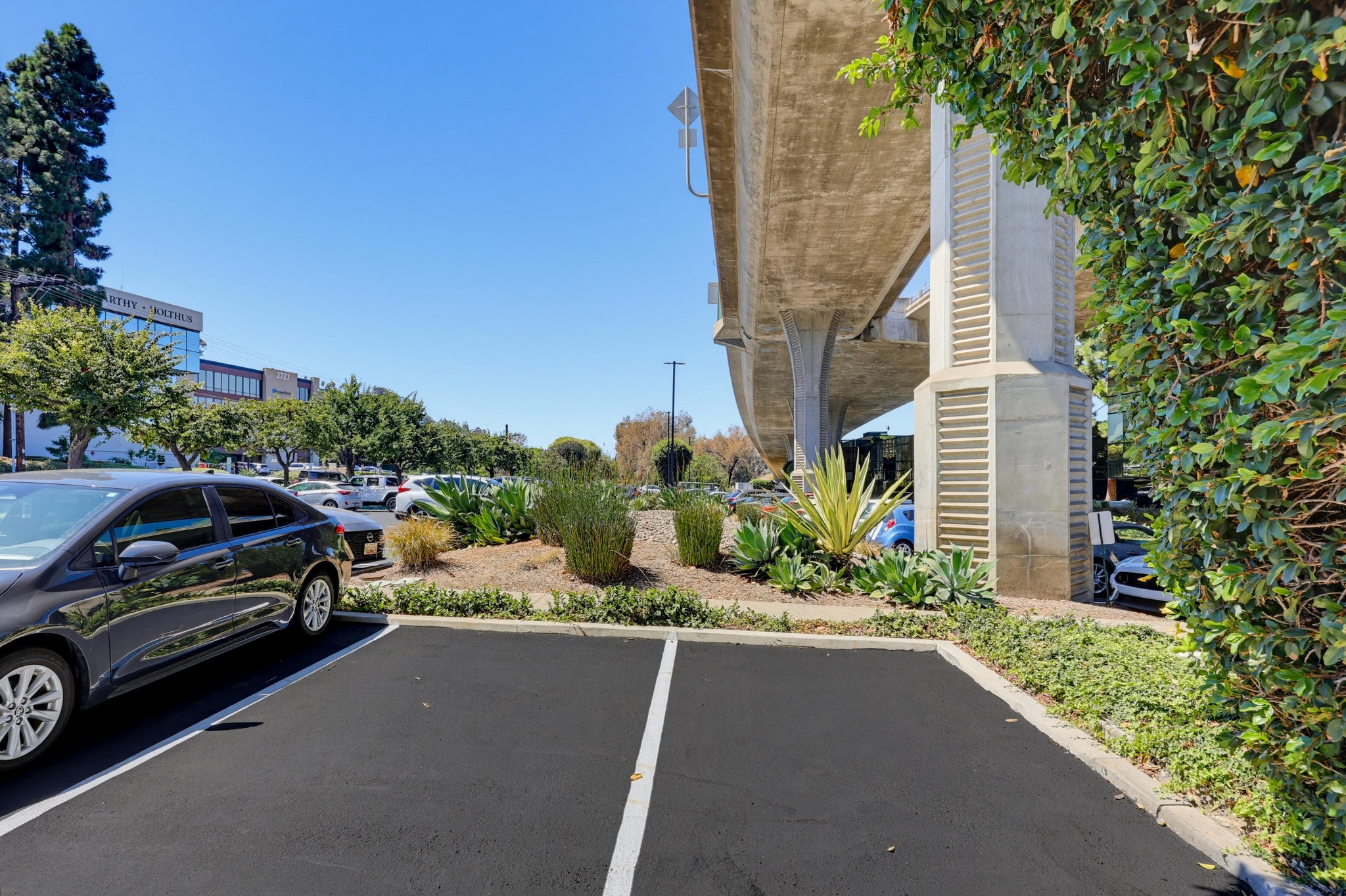 Virtual tour photo 28 of 45 for 2820 Camino del Rio S