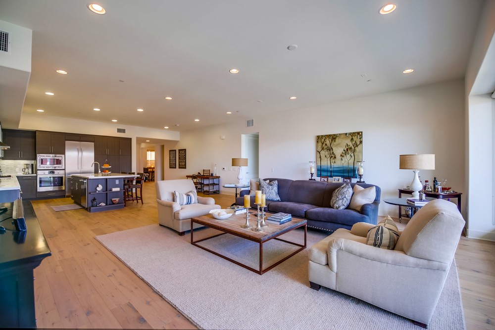 Virtual tour photo 14 of 29 for 2820 Carleton St #16