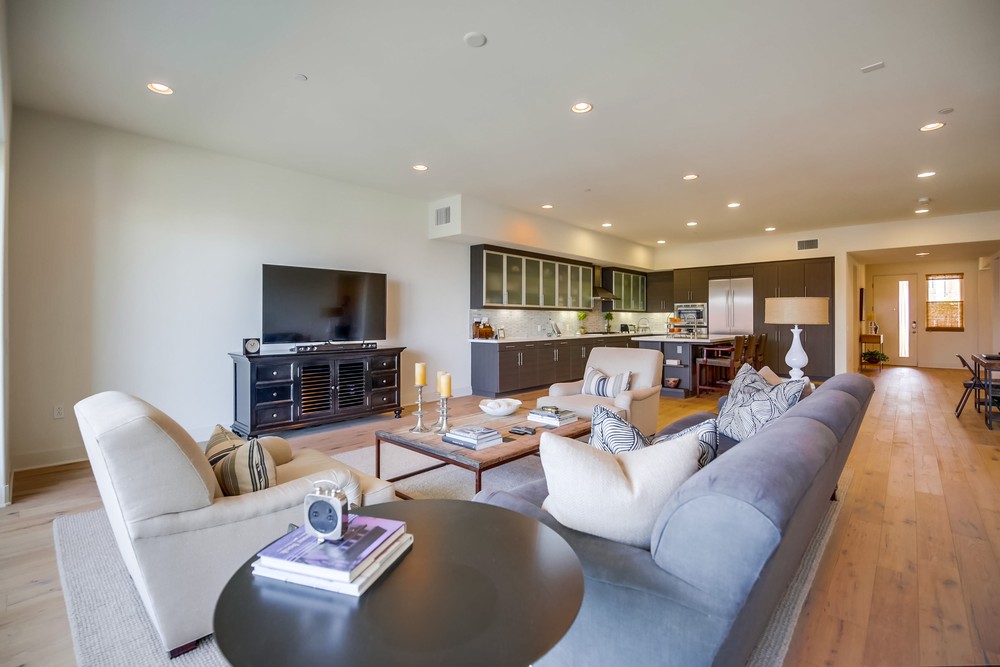 Virtual tour photo 15 of 29 for 2820 Carleton St #16