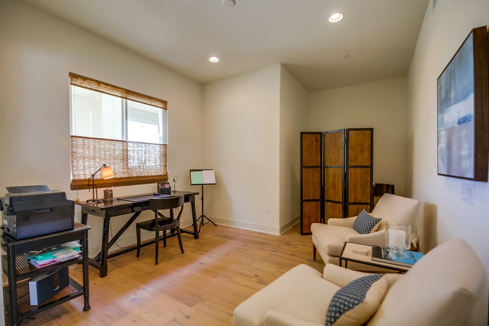 Virtual tour photo 16 of 29 for 2820 Carleton St #16