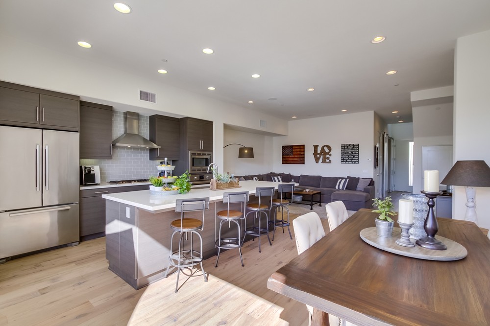 Virtual tour photo 8 of 38 for 2820 Carleton St #28