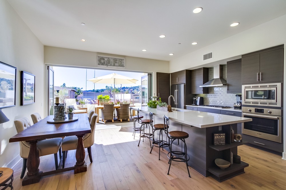 Virtual tour photo 9 of 38 for 2820 Carleton St #28