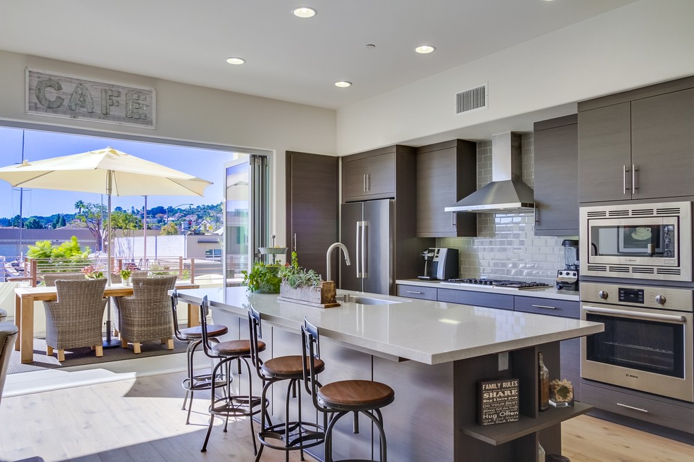 Virtual tour photo 11 of 38 for 2820 Carleton St #28