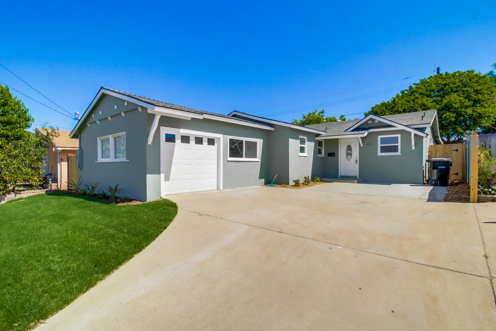 Virtual tour photo 1 of 39 for 2821 Brosnan St
