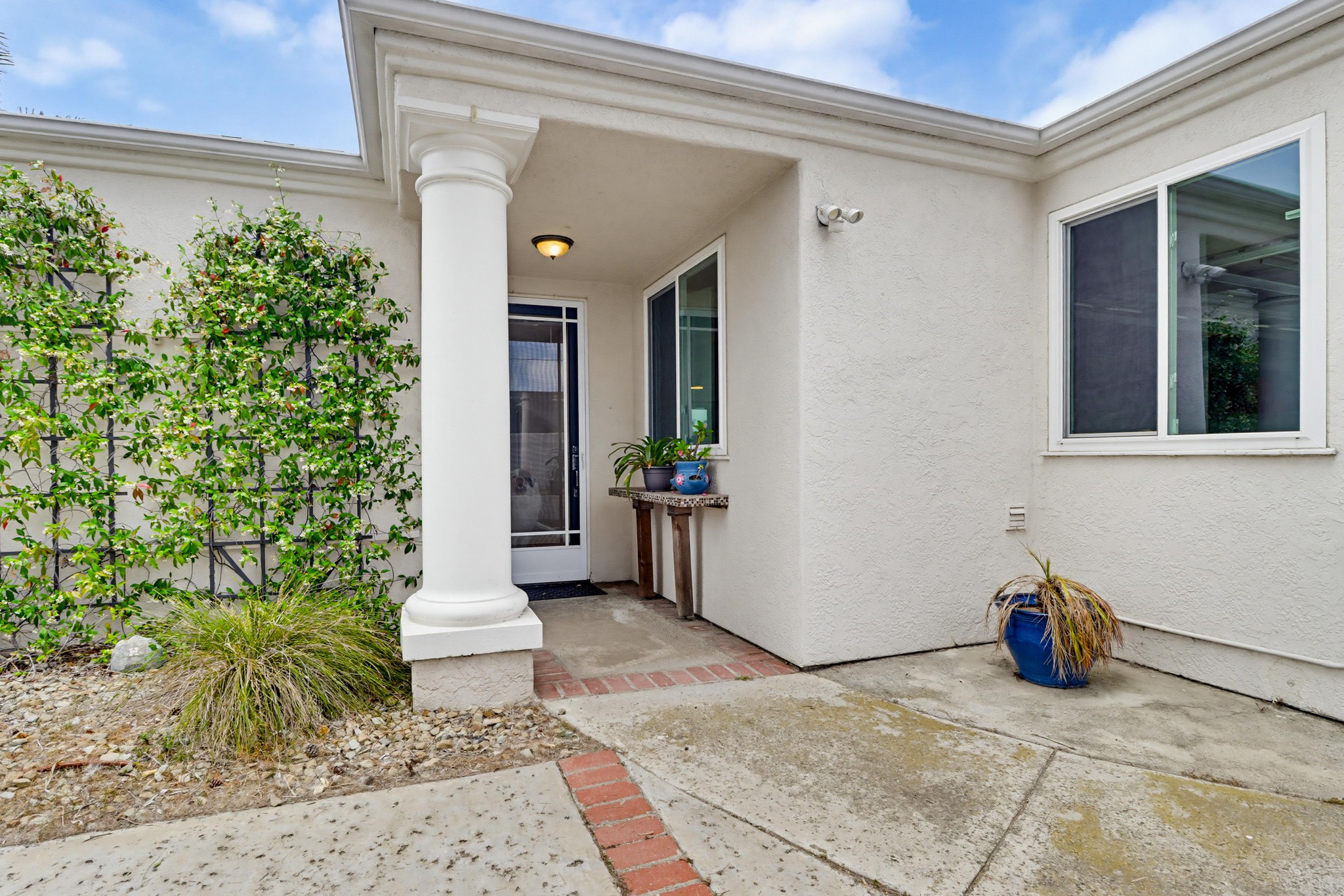 Virtual tour photo 6 of 51 for 2823 Vancouver Ave