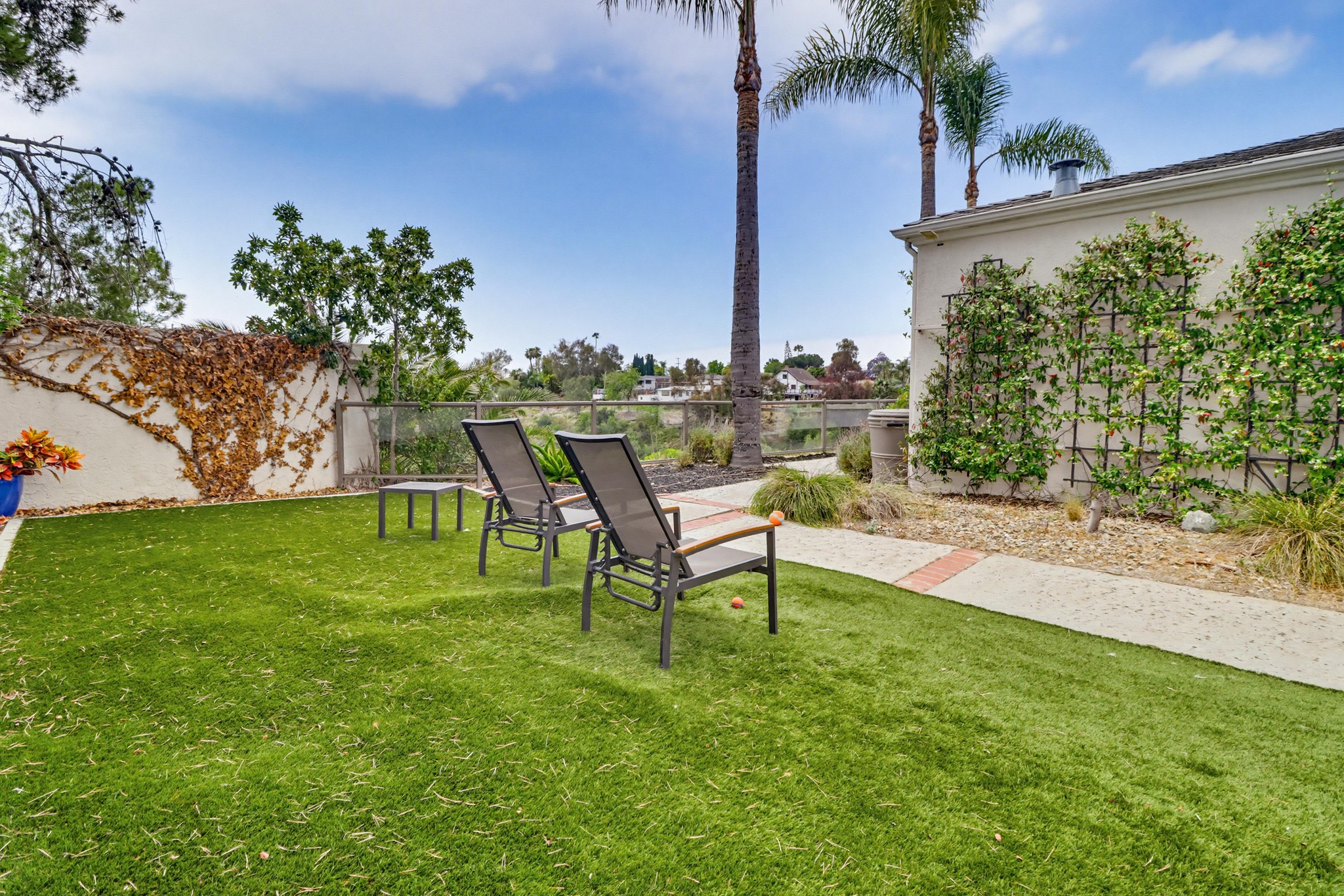 Virtual tour photo 7 of 51 for 2823 Vancouver Ave
