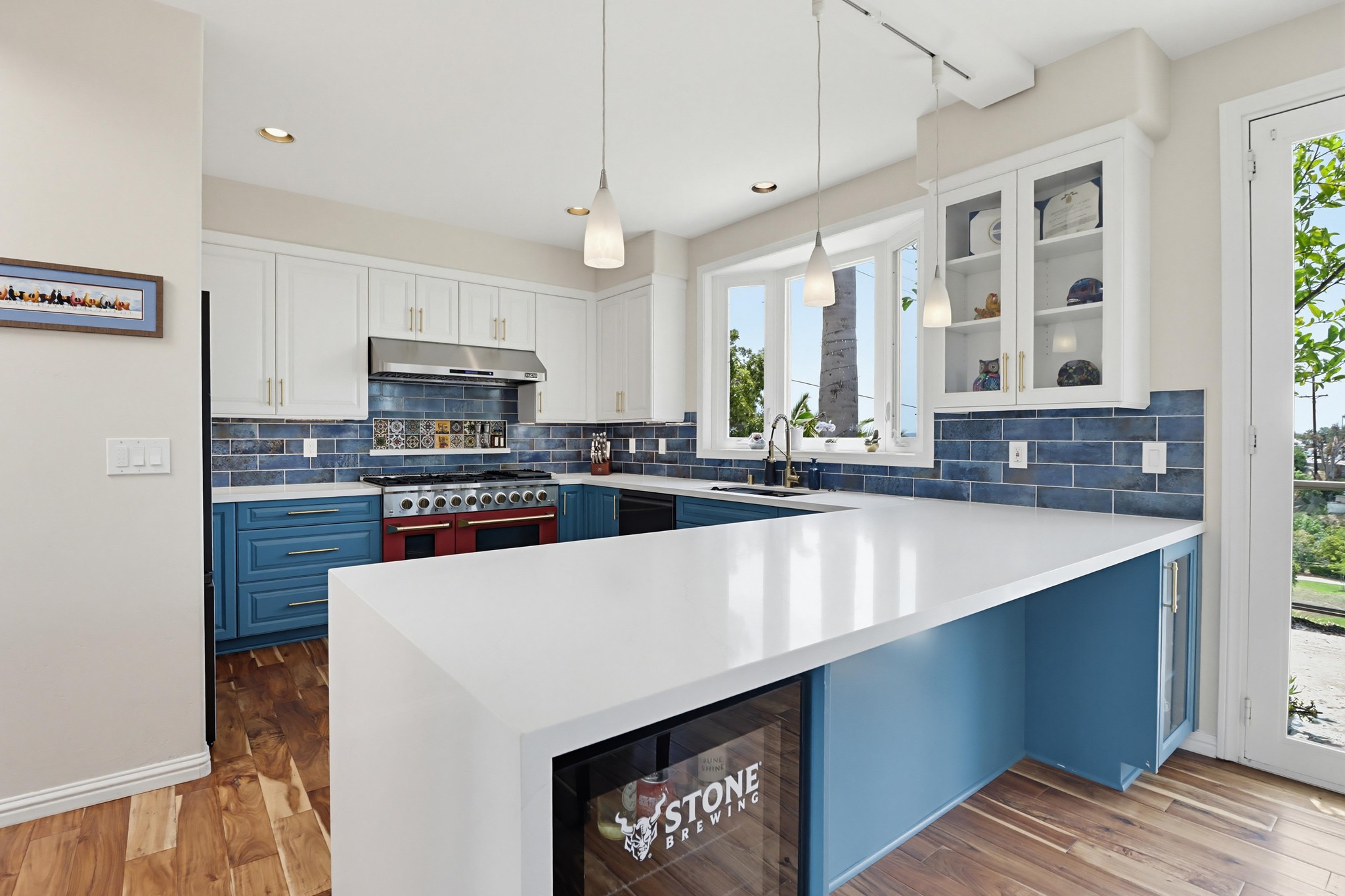 Virtual tour photo 16 of 51 for 2823 Vancouver Ave
