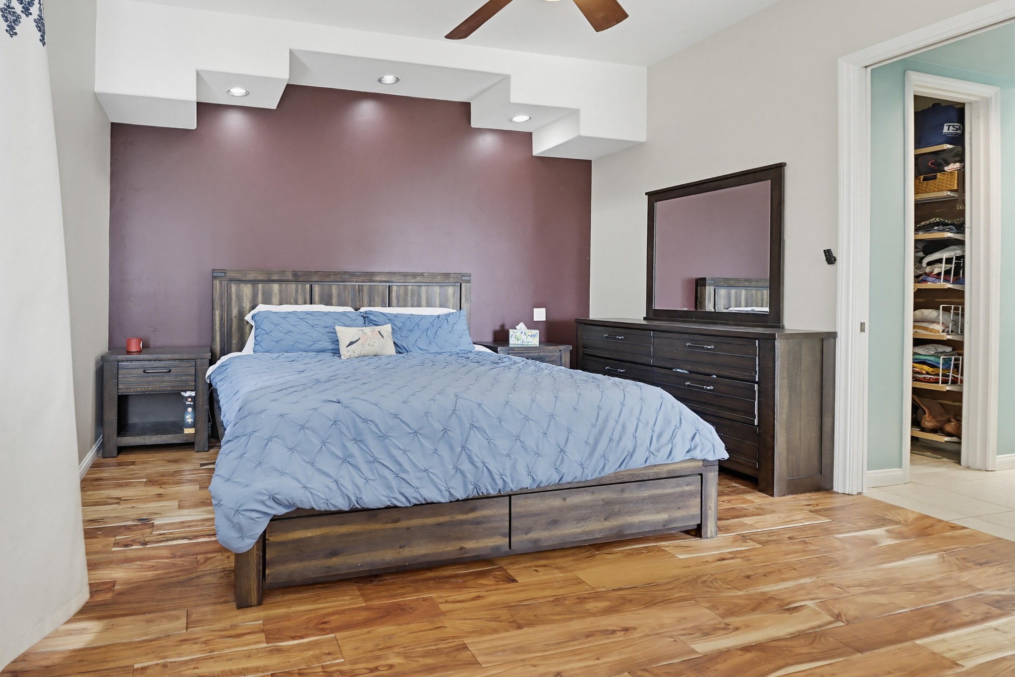 Virtual tour photo 31 of 51 for 2823 Vancouver Ave