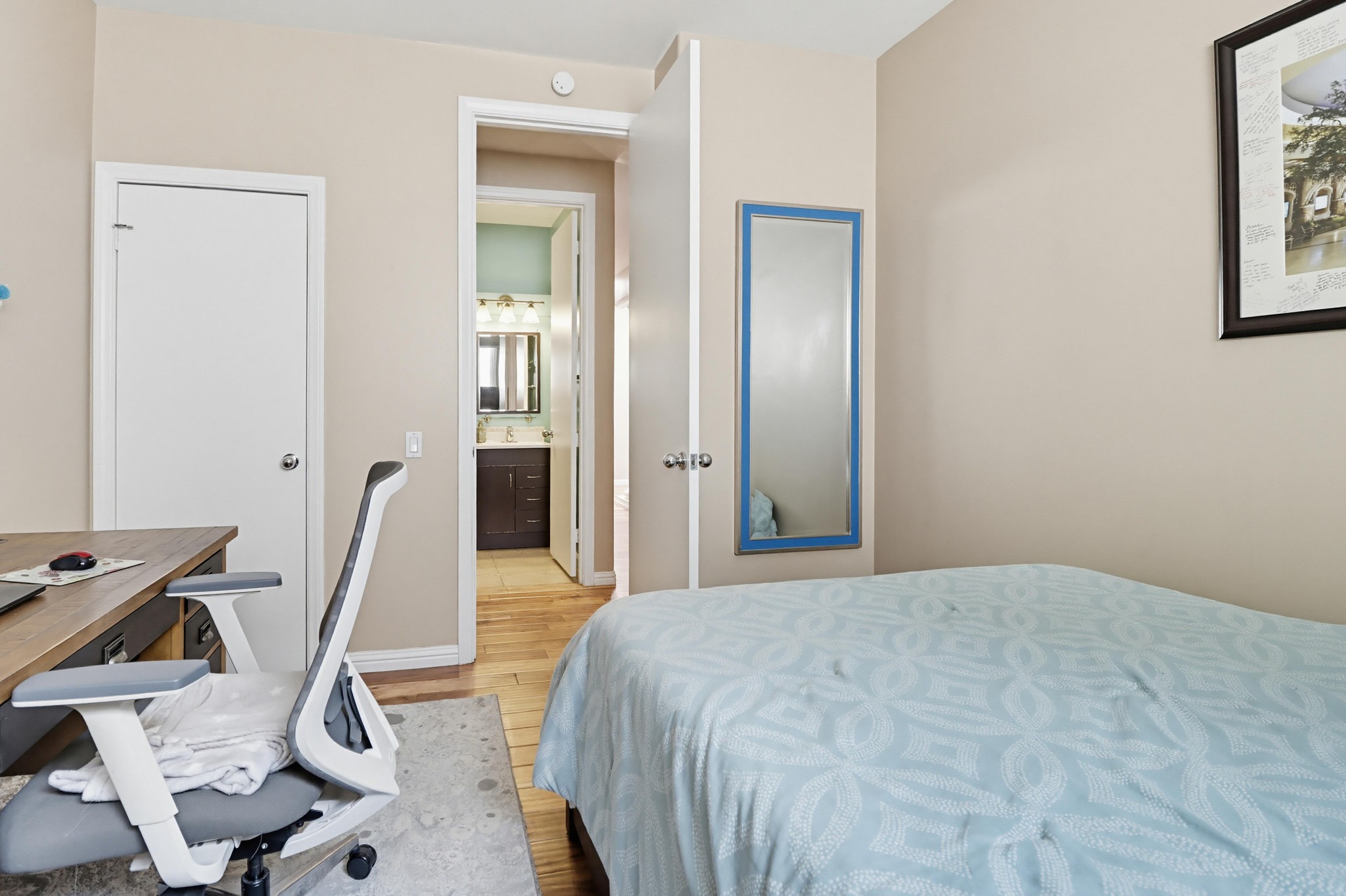 Virtual tour photo 39 of 51 for 2823 Vancouver Ave
