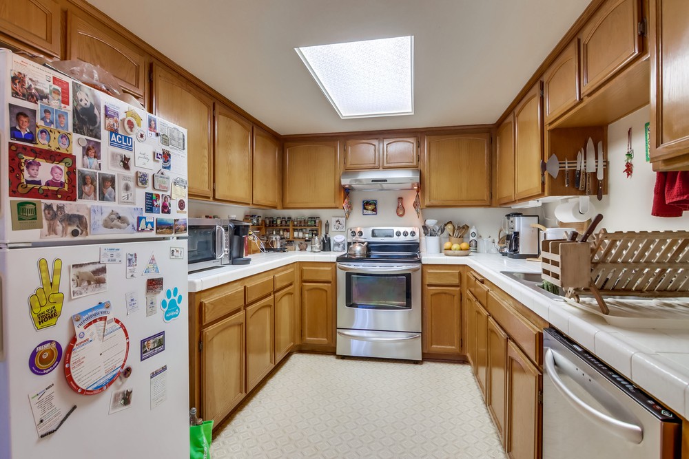 Virtual tour photo 21 of 32 for 2825 Third Ave
