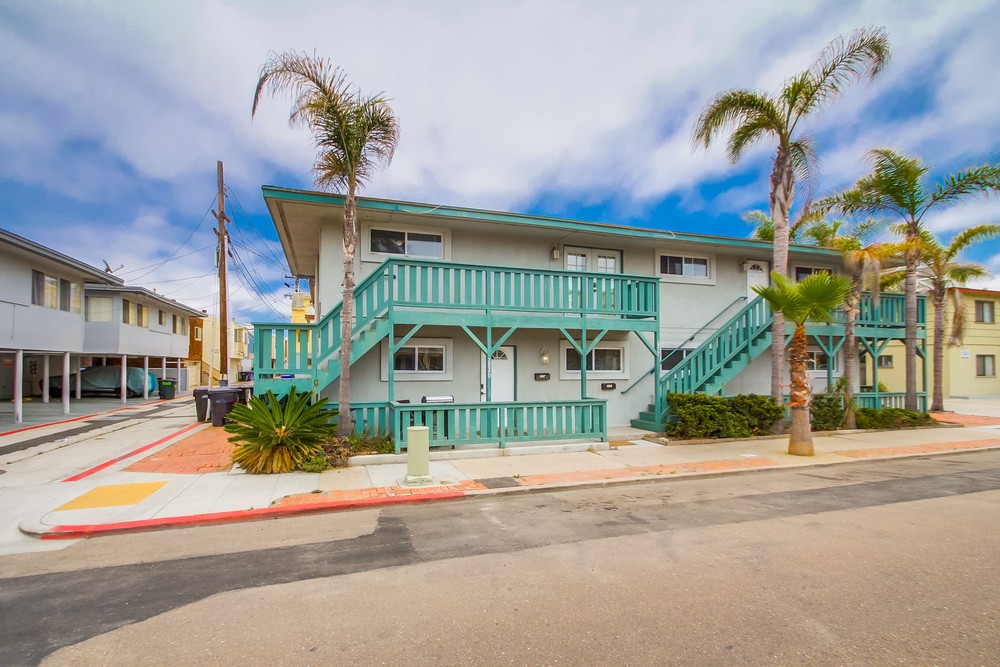 Virtual tour photo 3 of 36 for 2827 Mission Blvd