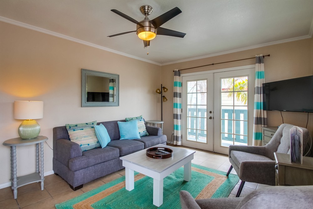 Virtual tour photo 11 of 36 for 2827 Mission Blvd