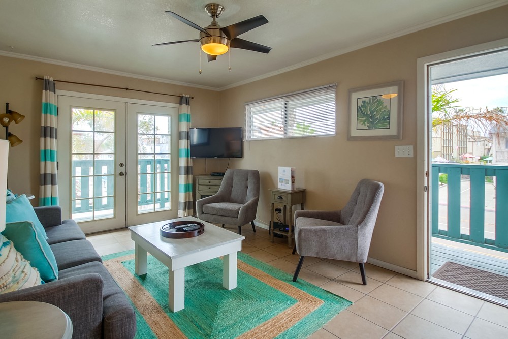 Virtual tour photo 13 of 36 for 2827 Mission Blvd