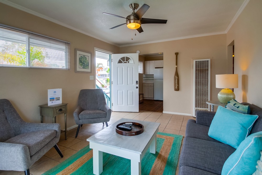 Virtual tour photo 14 of 36 for 2827 Mission Blvd