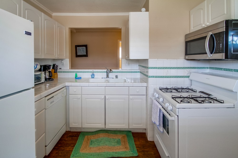 Virtual tour photo 18 of 36 for 2827 Mission Blvd