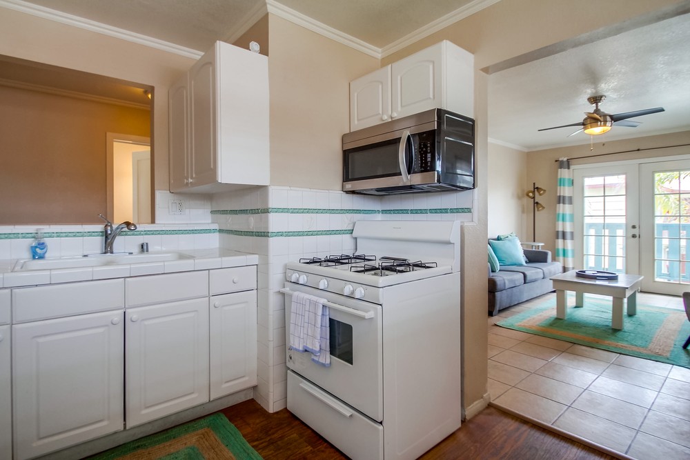 Virtual tour photo 19 of 36 for 2827 Mission Blvd