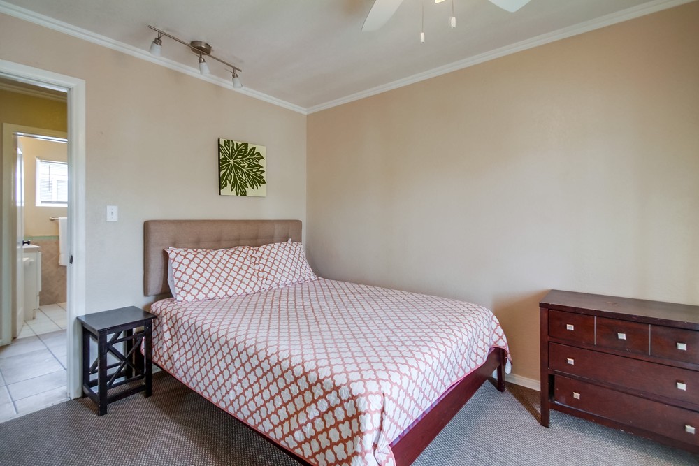Virtual tour photo 26 of 36 for 2827 Mission Blvd