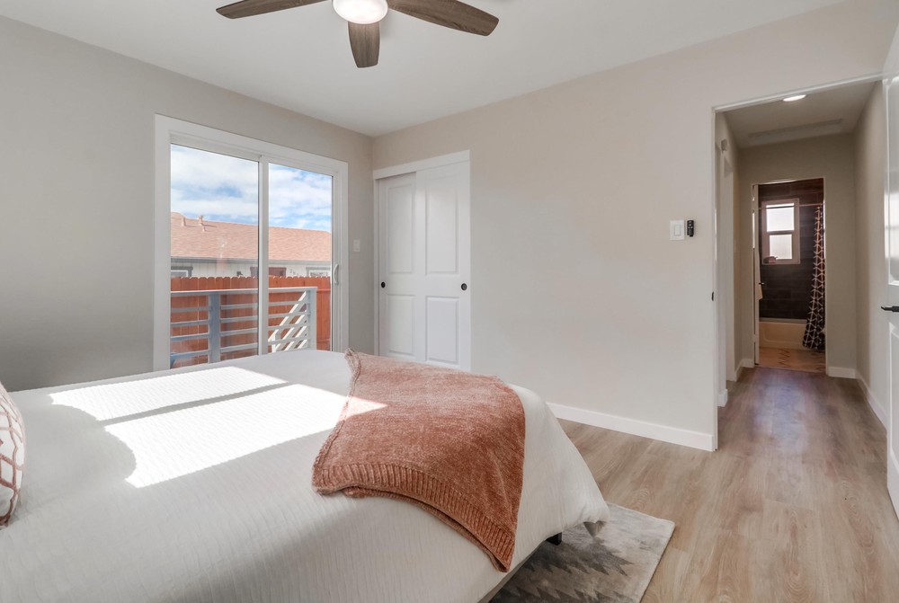 Virtual tour photo 24 of 73 for 2828 Comstock St