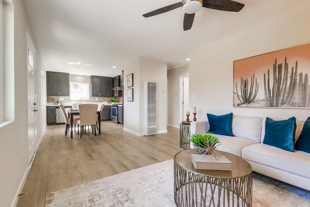 Virtual tour photo 49 of 73 for 2828 Comstock St