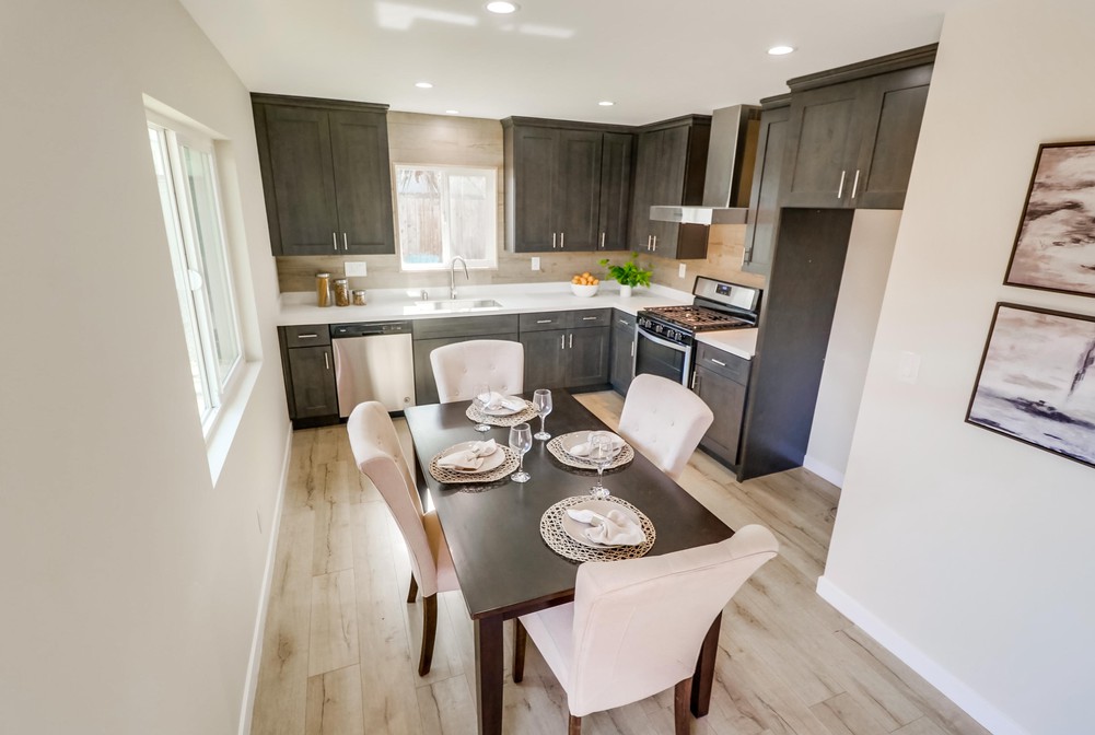Virtual tour photo 53 of 73 for 2828 Comstock St
