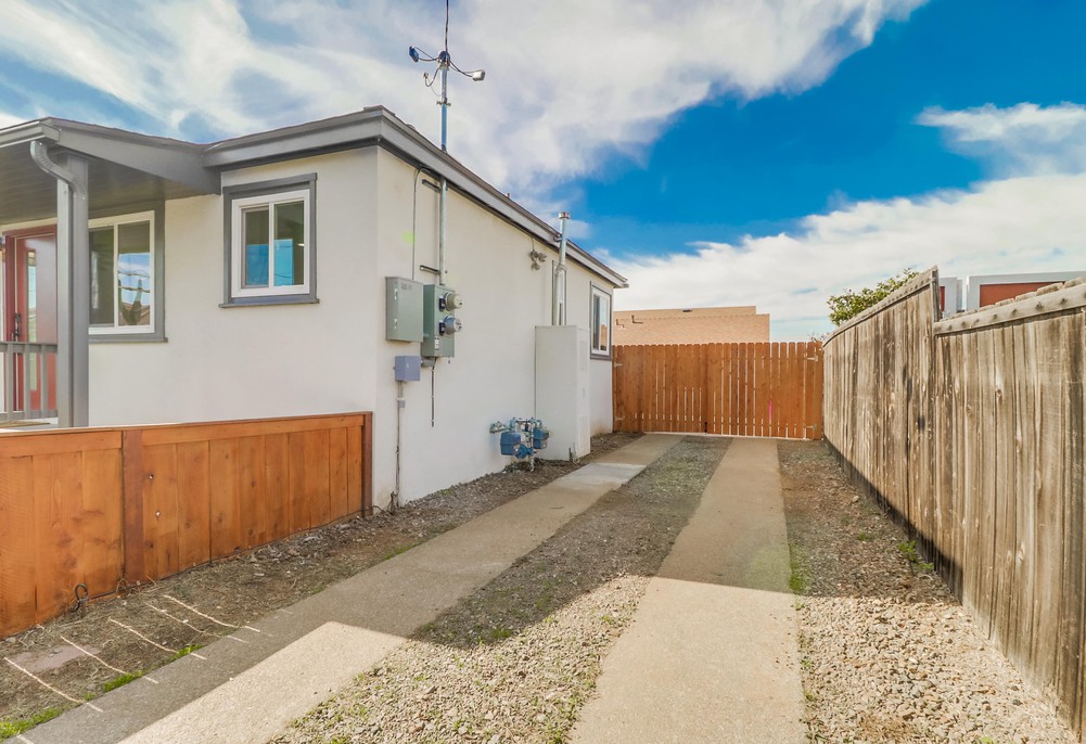 Virtual tour photo 74 of 73 for 2828 Comstock St