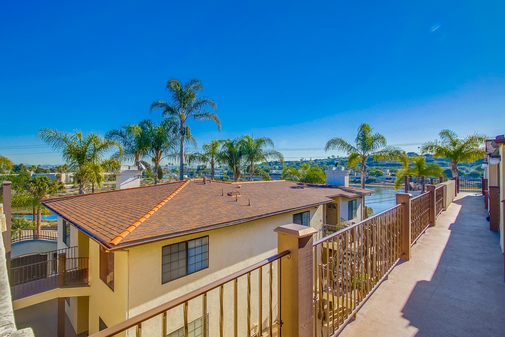 Virtual tour photo 15 of 51 for 2828 Famosa Blvd #305