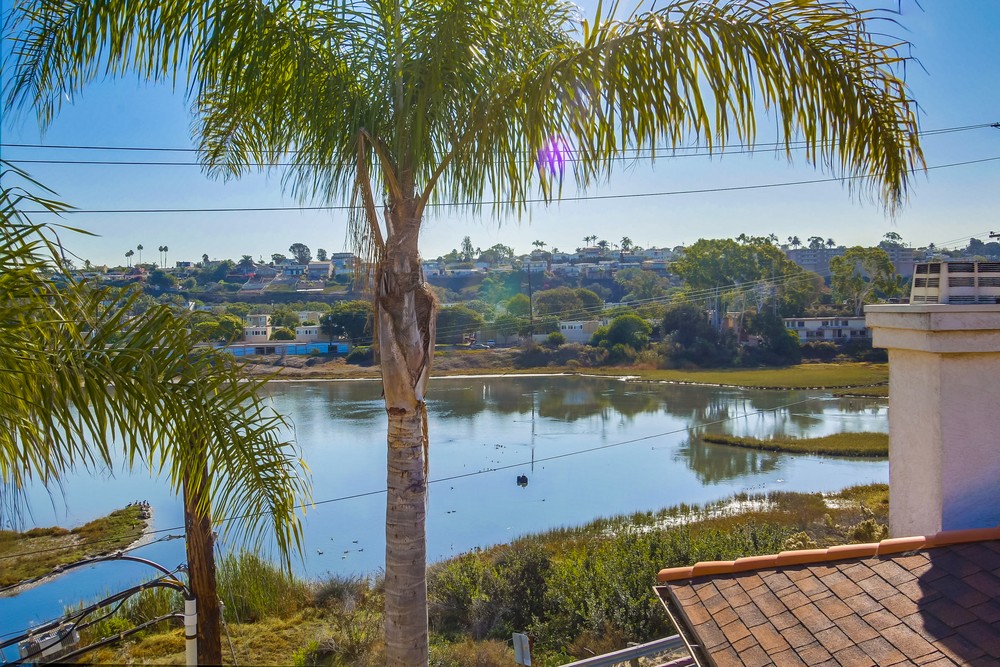 Virtual tour photo 19 of 51 for 2828 Famosa Blvd #305