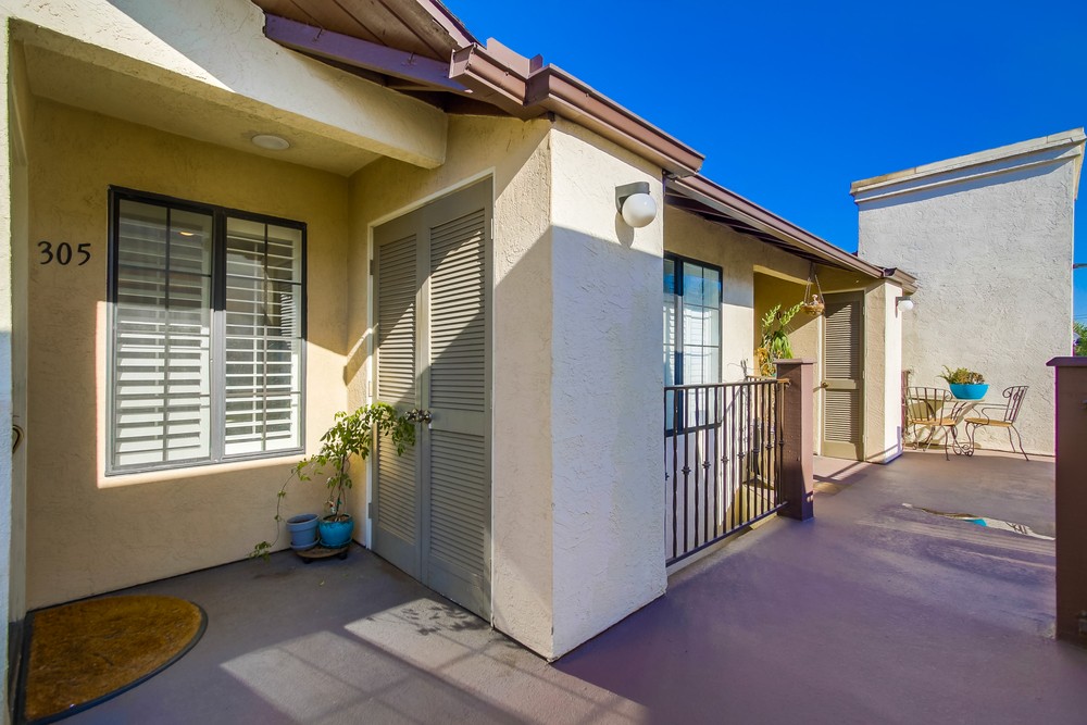 Virtual tour photo 22 of 51 for 2828 Famosa Blvd #305