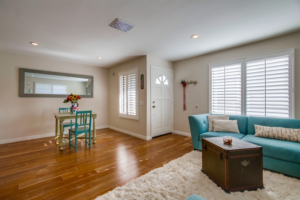 Virtual tour photo 26 of 51 for 2828 Famosa Blvd #305