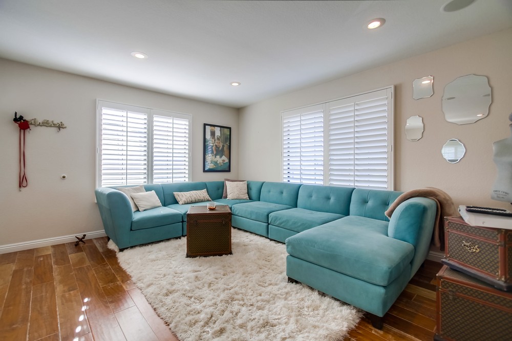 Virtual tour photo 27 of 51 for 2828 Famosa Blvd #305