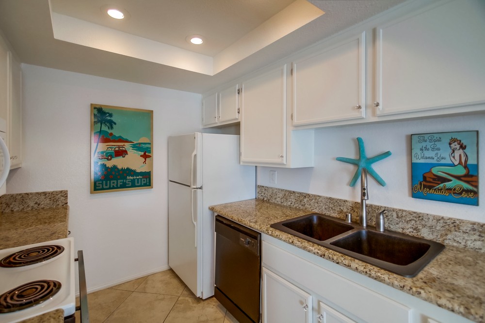 Virtual tour photo 32 of 51 for 2828 Famosa Blvd #305