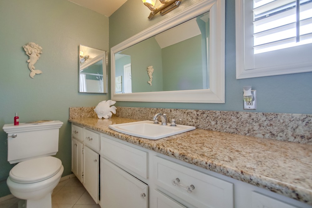Virtual tour photo 43 of 51 for 2828 Famosa Blvd #305