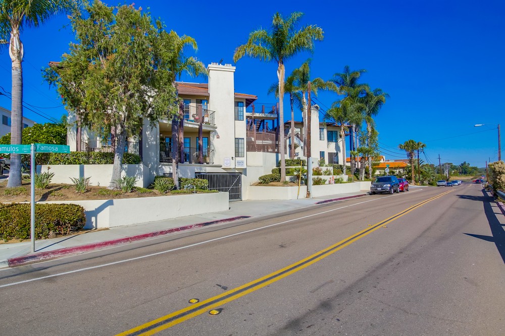 Virtual tour photo 46 of 51 for 2828 Famosa Blvd #305
