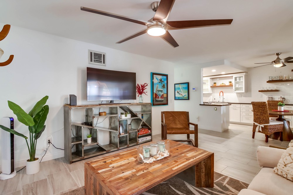 Virtual tour photo 12 of 50 for 2828 Famosa Blvd